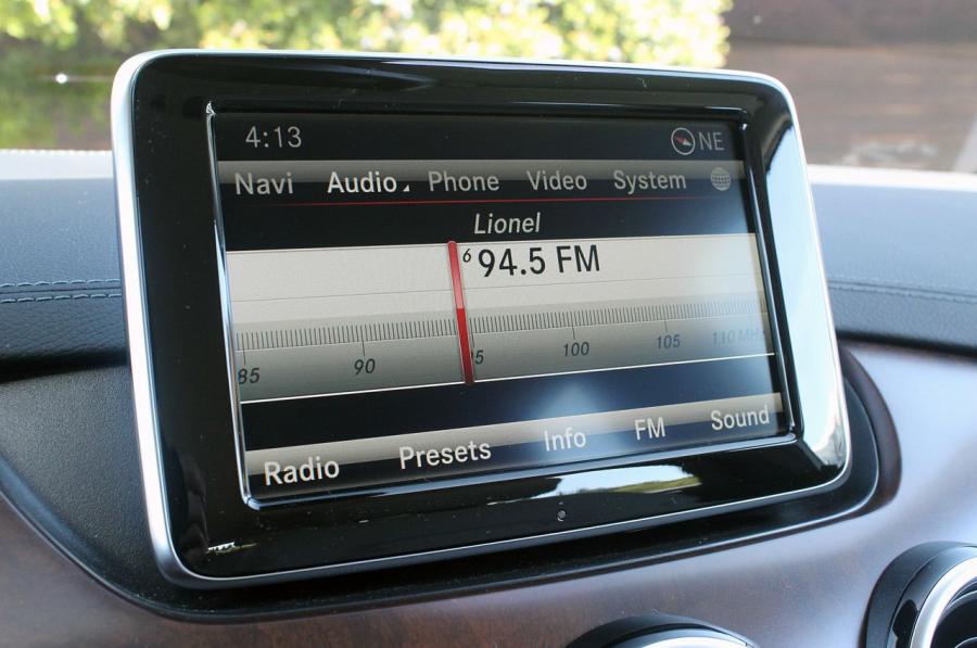  Mercedes-Benz B-Class Electric Drive 2014 года  (US) (фото 26 из 59)